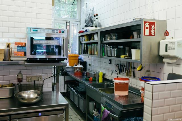 面館需要的廚房設備